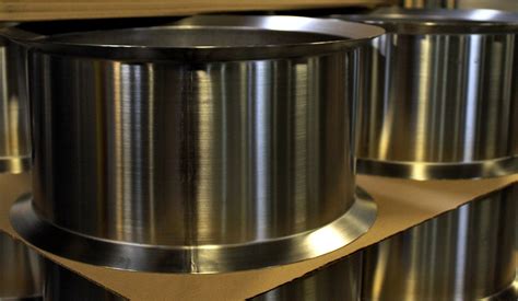 metal cylinder fabrication|rolling metal cylinders.